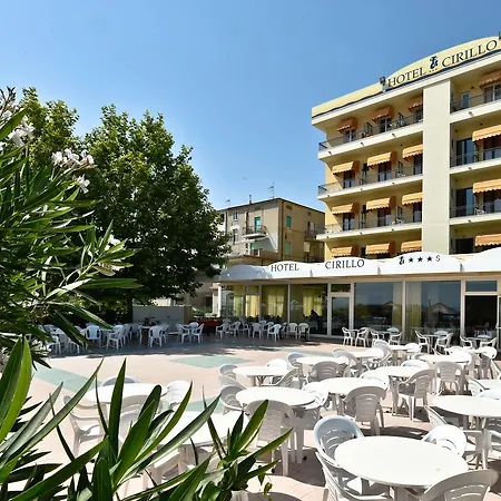 酒店 Cirillo Family Club 锡尔维玛丽娜