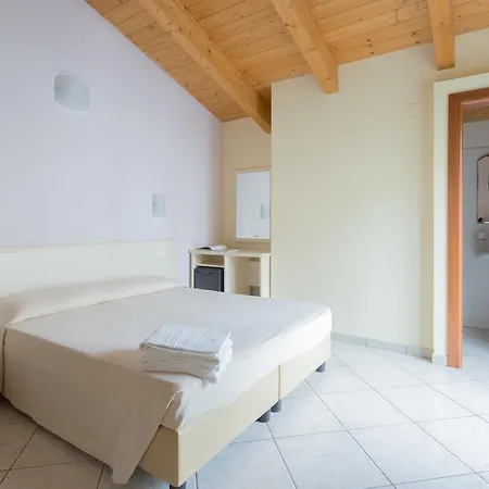 Cirillo Family Club 锡尔维玛丽娜