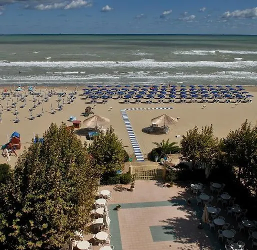 Cirillo Family Club سيلفي مارينا